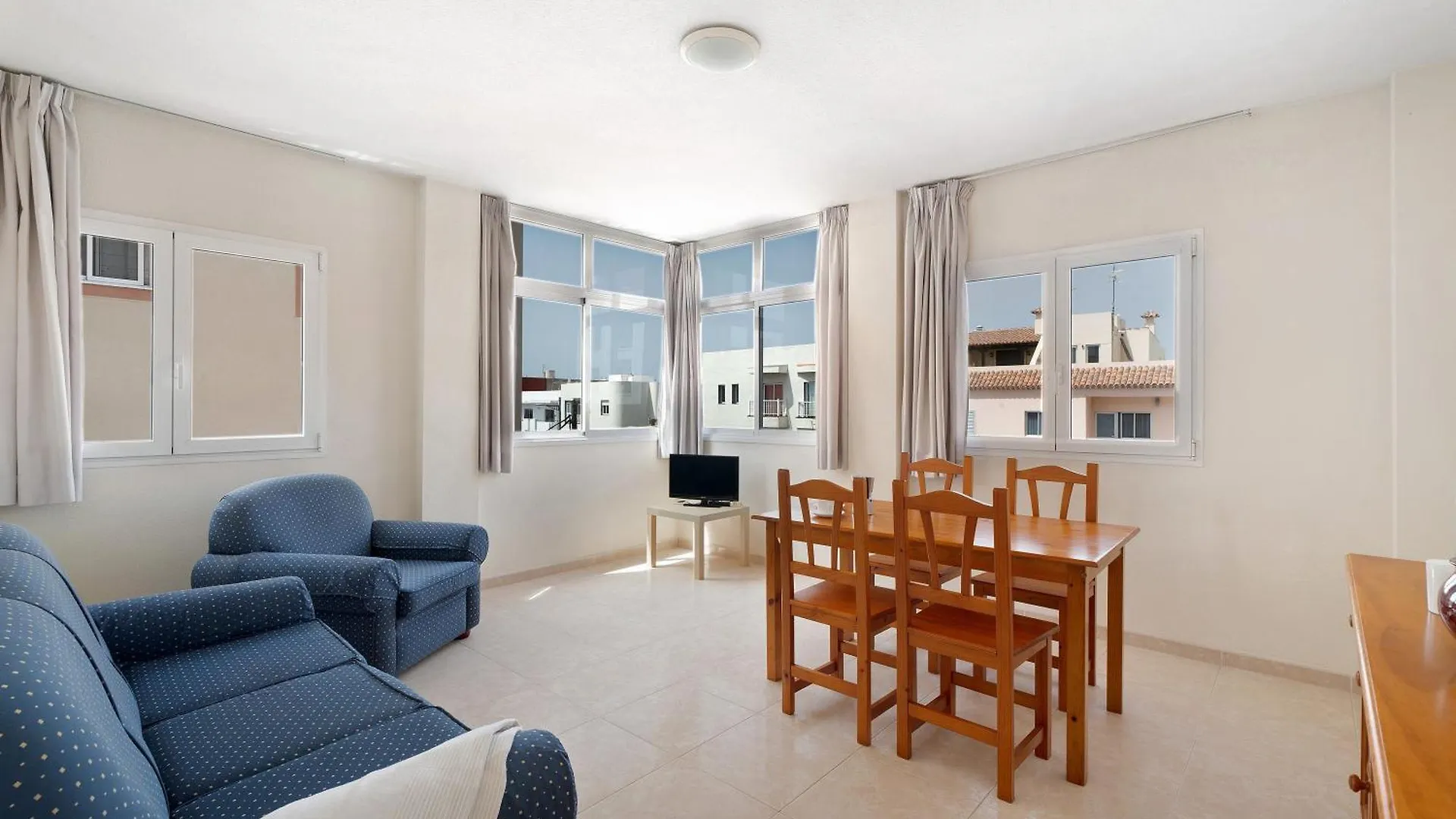 Isla 4 Apartment San Isidro